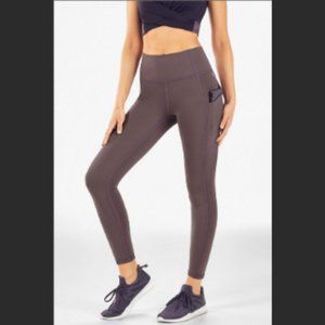 New Fabletics Leggings With Pockets